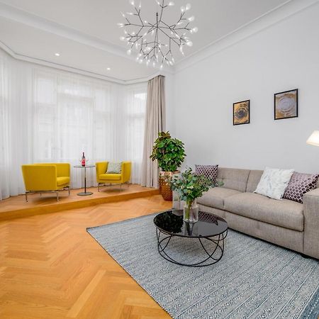 Prague Days - Old Town - Spacious Apartment Ngoại thất bức ảnh