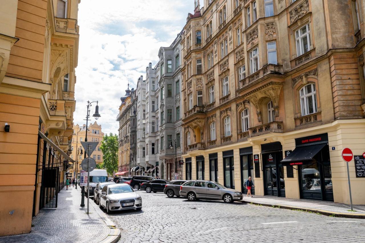 Prague Days - Old Town - Spacious Apartment Ngoại thất bức ảnh