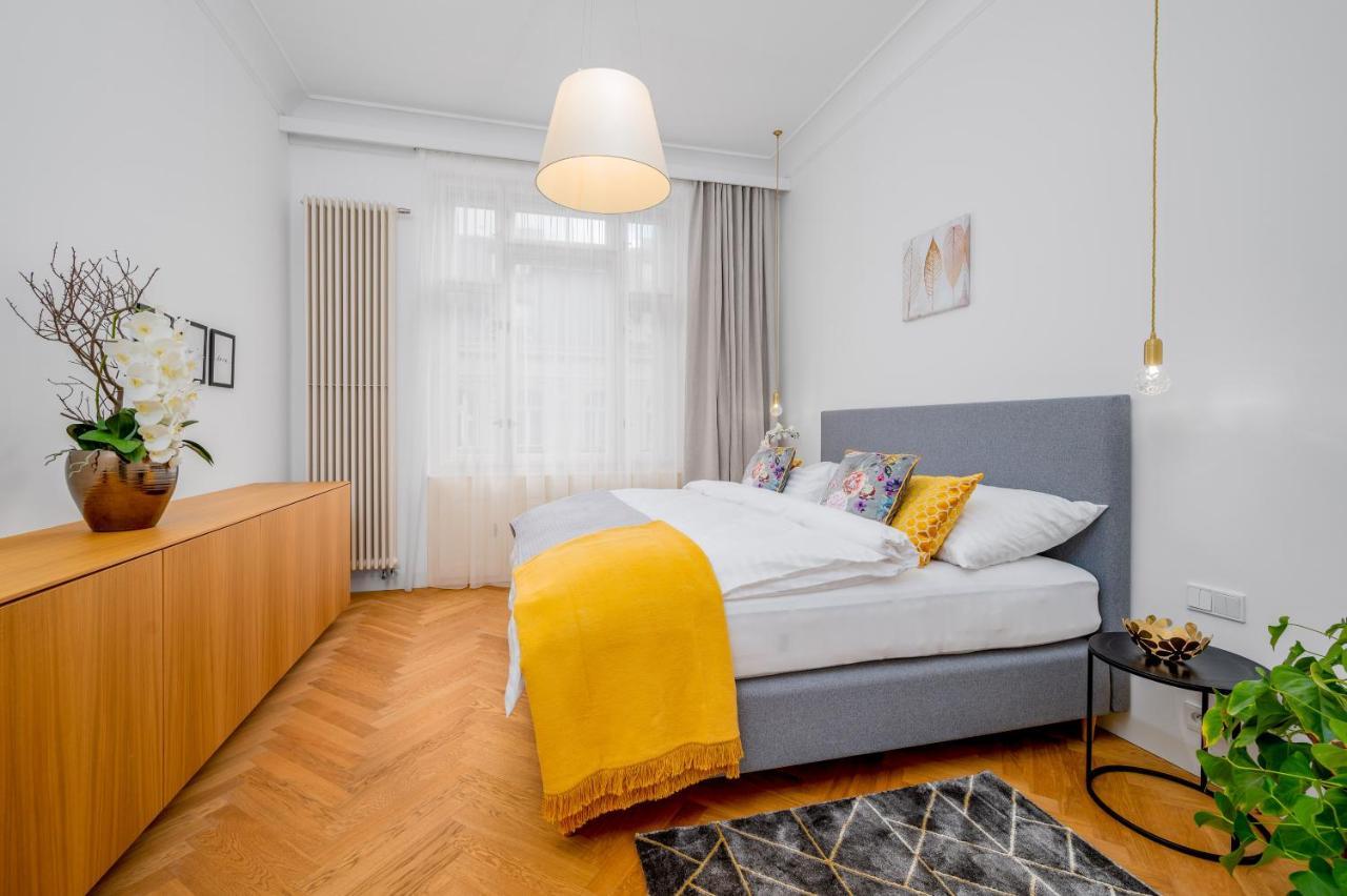 Prague Days - Old Town - Spacious Apartment Ngoại thất bức ảnh